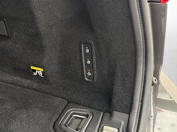 Volvo XC60 28 of 30