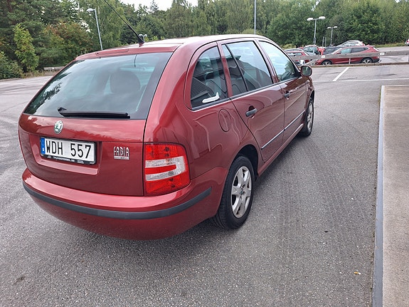 Skoda Fabia 11 of 13
