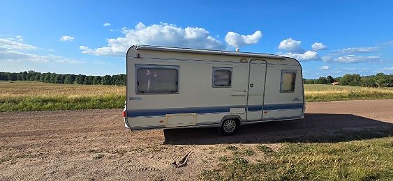 Adria Unica B 502 UL 2 of 7
