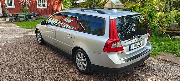 Volvo V70 5 of 25