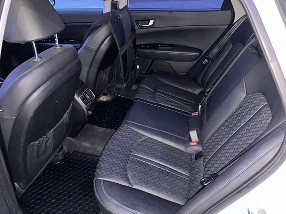 Kia Optima 4 of 7