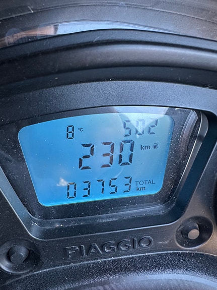Piaggio MP3 300 HPE 4 of 5