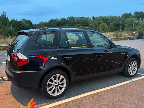 BMW X3 2 of 9