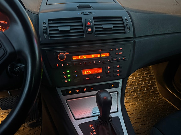 BMW X3 7 of 9