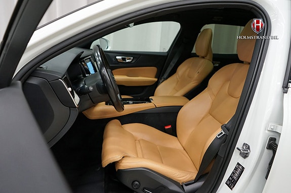 Volvo V60 9 of 26