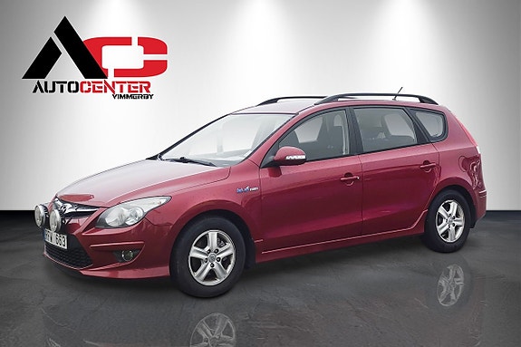 Hyundai i30 2 of 5