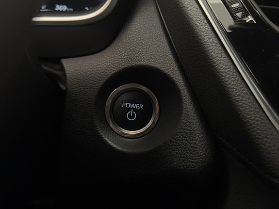 Toyota Corolla Cross 24 of 29