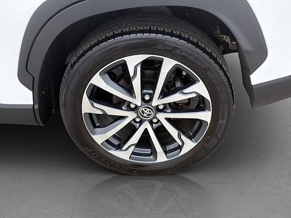 Toyota Corolla Cross 27 of 29