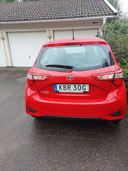 Toyota Yaris 4 of 4