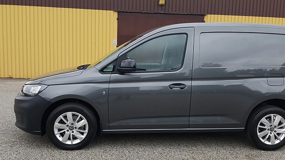 Volkswagen Caddy 25 of 25