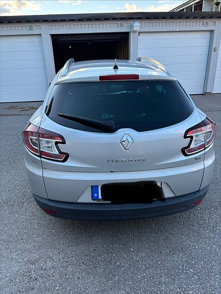 Renault Megane III 3 of 4
