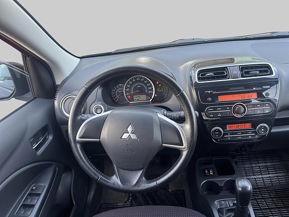 Mitsubishi Space Star 7 of 9