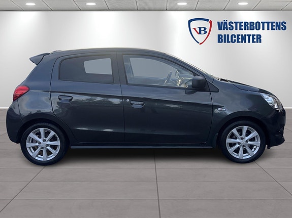 Mitsubishi Space Star 2 of 9