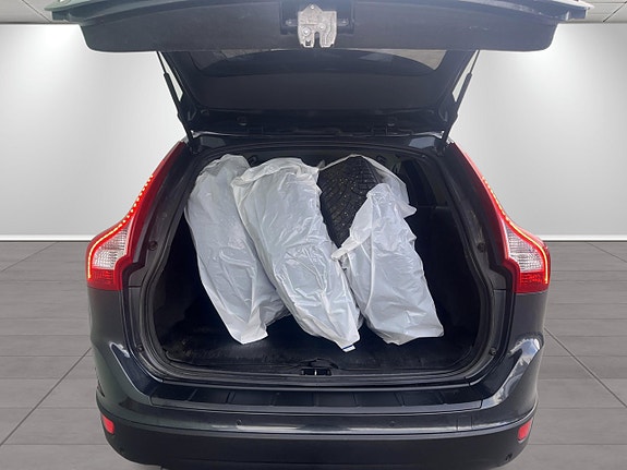 Volvo XC60 10 of 10