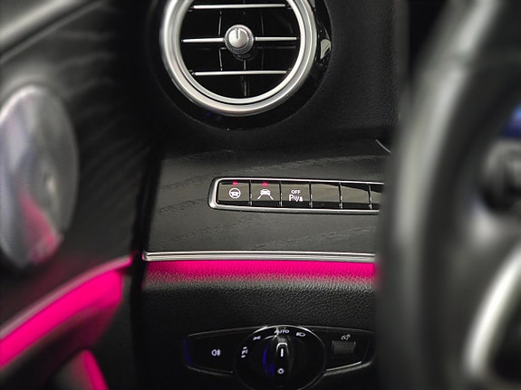Mercedes-Benz E220 d 16 of 29