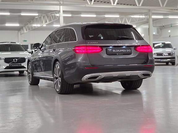 Mercedes-Benz E220 d 7 of 29