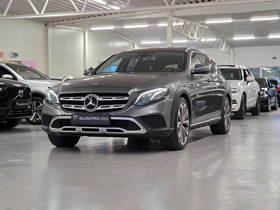 Mercedes-Benz E220 d 3 of 29