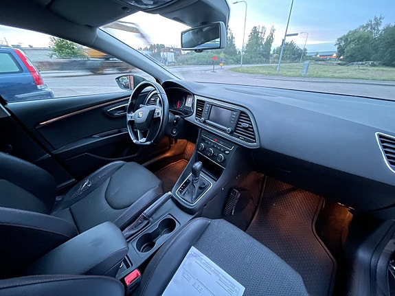 Seat Leon 10 of 21