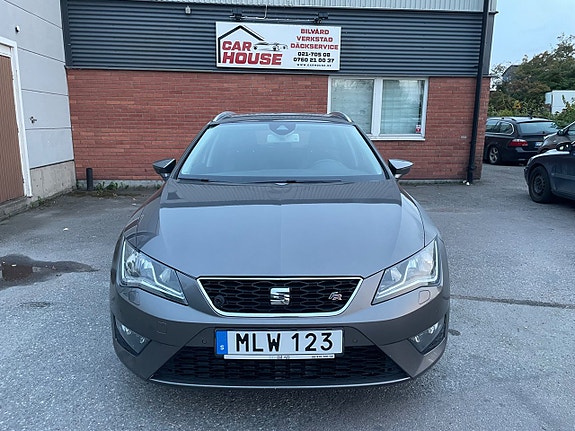 Seat Leon 2 of 21