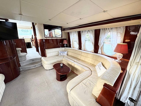 Princess 20M | 2 x MAN 1200hk 4 of 12