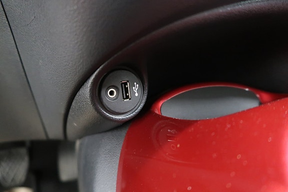 Nissan Juke 13 of 27