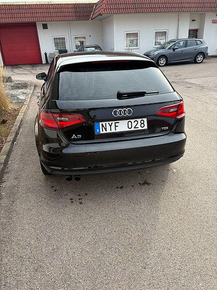 Audi A3 4 of 5