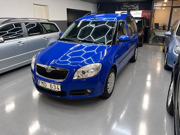Skoda Roomster 2 of 13