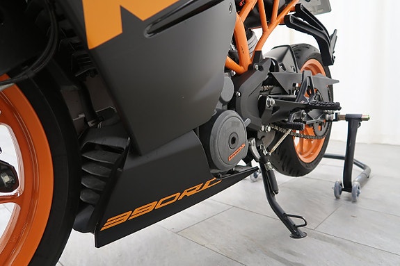 KTM RC 390 12 of 15