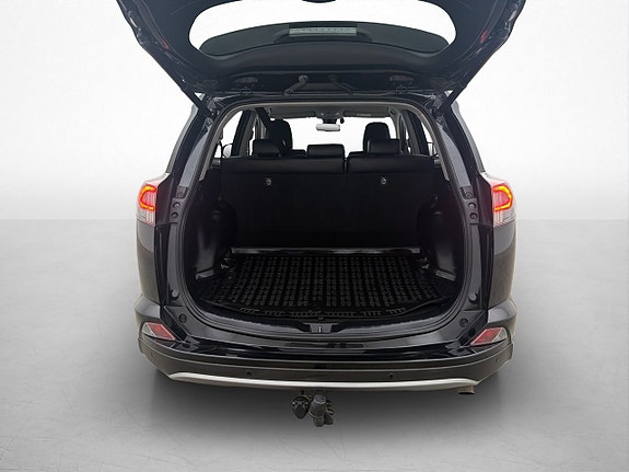 Toyota RAV4 27 of 30