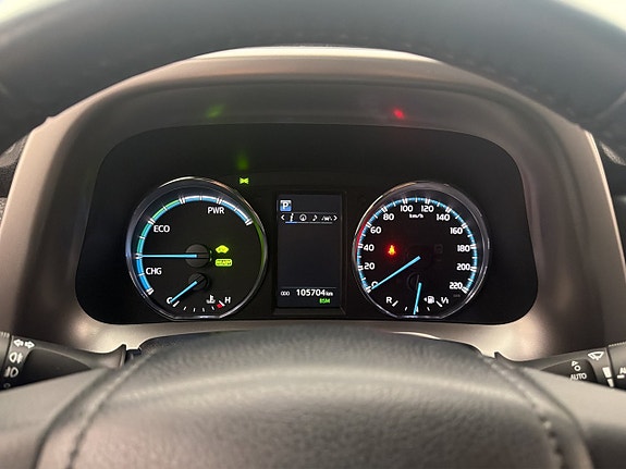 Toyota RAV4 17 of 30