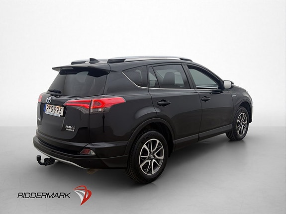 Toyota RAV4 8 of 30