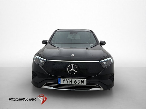 Mercedes-Benz EQB250+ 2 of 30