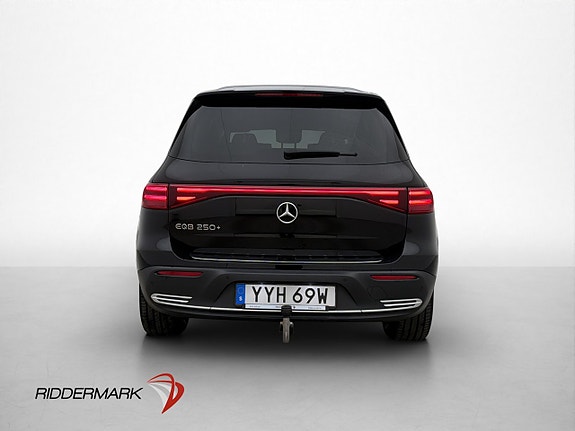 Mercedes-Benz EQB250+ 7 of 30