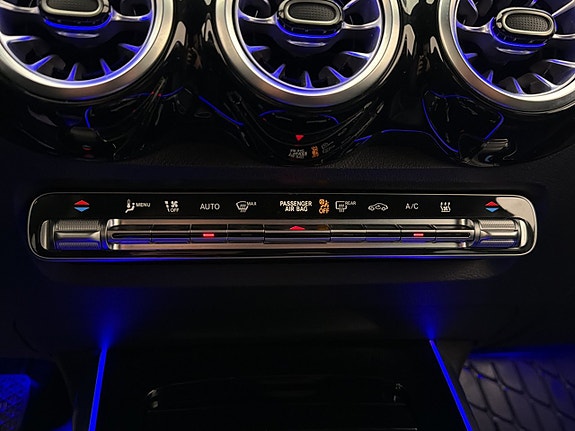 Mercedes-Benz EQB250+ 30 of 30