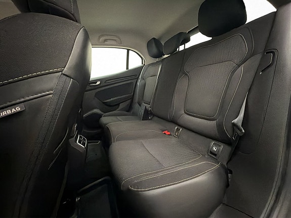 Renault Megane 24 of 29