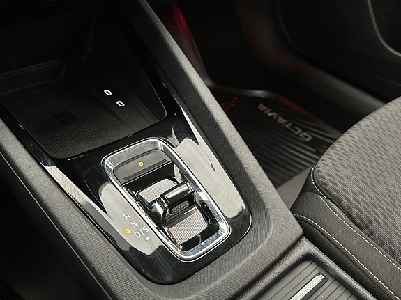 Skoda Octavia 27 of 30