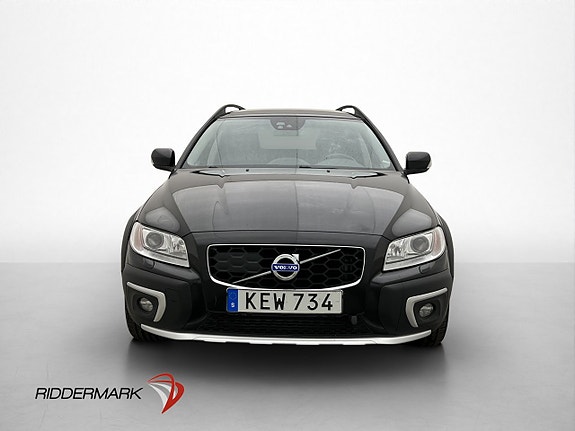 Volvo XC70 2 of 28