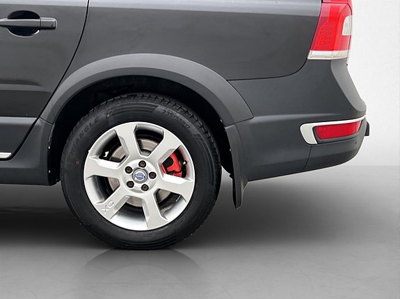 Volvo XC70 26 of 28