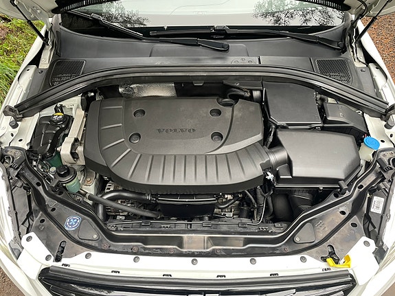 Volvo XC60 6 of 10