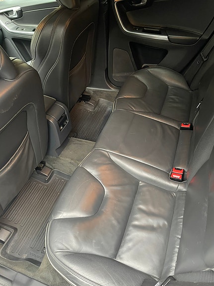Volvo XC60 9 of 10
