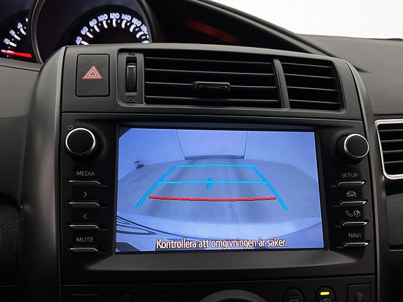 Toyota Verso 13 of 28