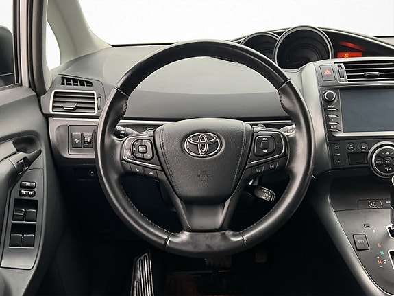 Toyota Verso 10 of 28