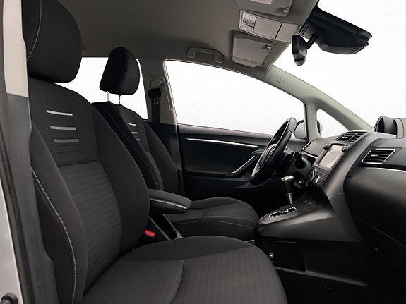 Toyota Verso 9 of 28