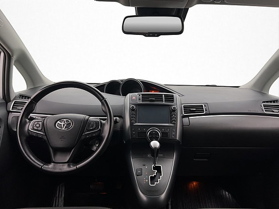 Toyota Verso 16 of 28