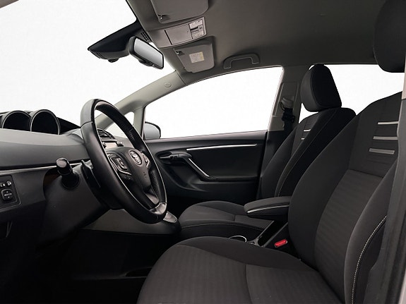 Toyota Verso 11 of 28
