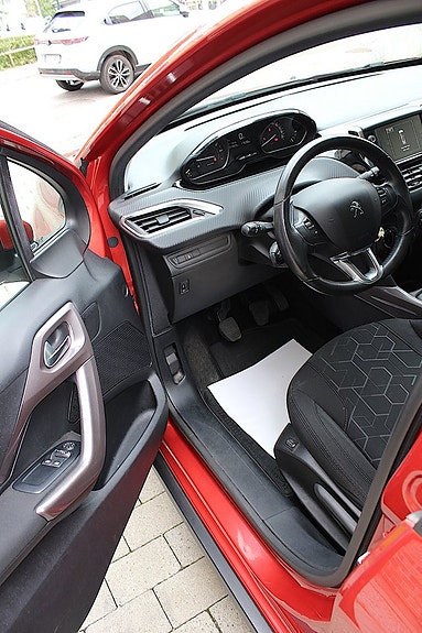 Peugeot 2008 20 of 23