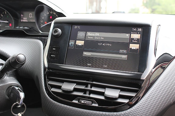 Peugeot 2008 4 of 23