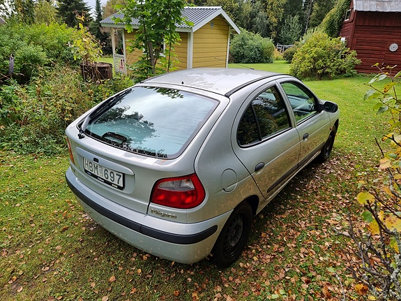 Renault Megane I 3 of 10