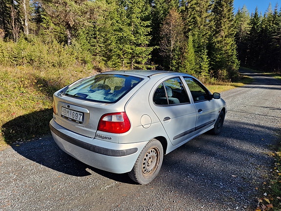 Renault Megane I 4 of 13