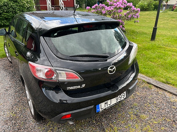 Mazda 3 3 of 4